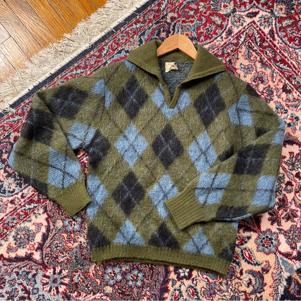 60s Vintage Wool & Mohair V-Neck Argyle Sweater in Olive/Black/Blue